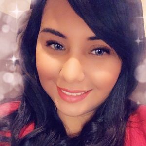 Meet your Posher, Celeste